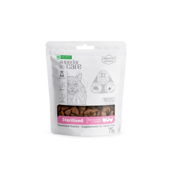 Nature's Protection Superior Care Sterilised with Poultry Лакомство для стерилизованных котов 75 г